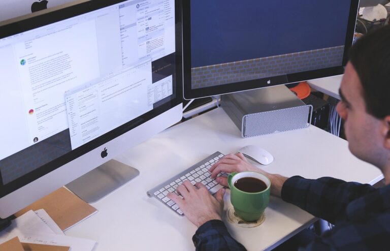 Convert Website Visitors with Garage2Global